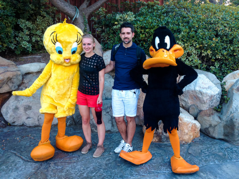 Tweety and Daffy Duck at Six Flags Magic Mountain (Los Angeles - California -USA)