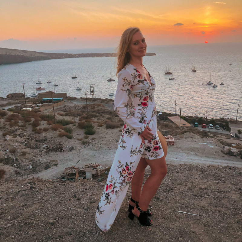 Watching the sunset from the cliff near OYA and Ammoudi beaches in Santorini