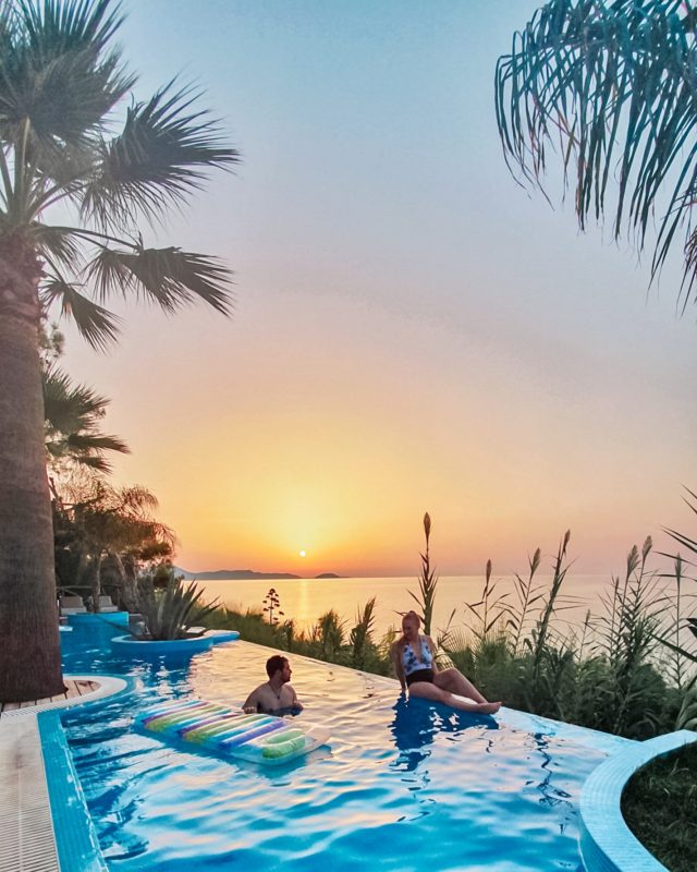 Sunrise at the shared infinity pool for junior suites at hotel Gloria Maris (Zakynthos - Greece)