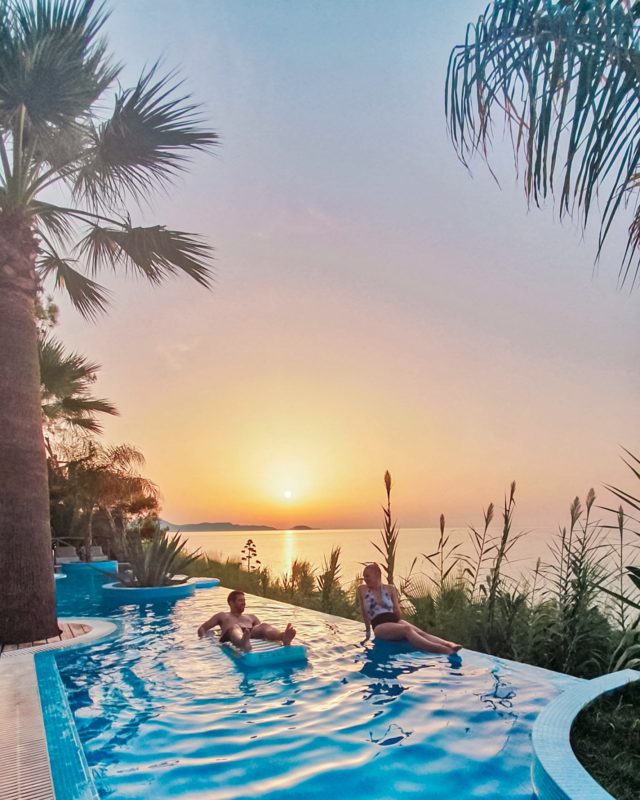 Sunrise at the shared infinity pool for junior suites at hotel Gloria Maris (Zakynthos - Greece)