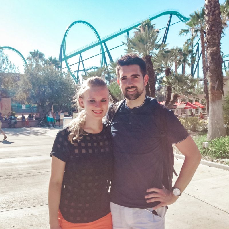 Couple in Six Flags Magic Mountain, Los Angeles, California, USA