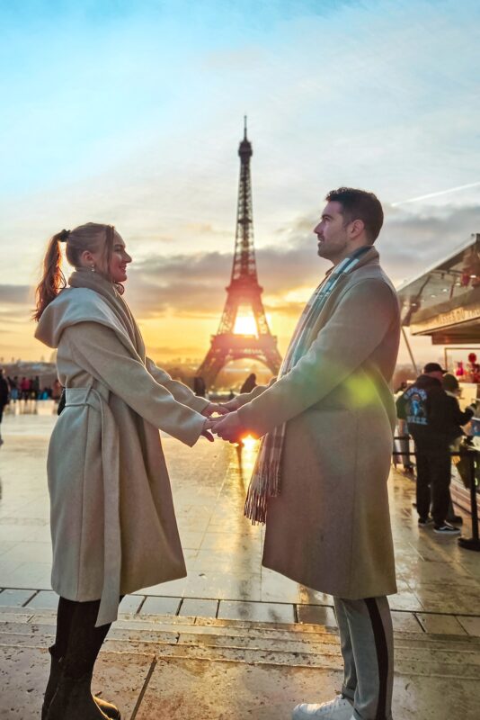 Romantic Photo Spots with Eiffel Tower in Paris - Travel Couple posing with Eiffel Tower at Trocadero viewing platform