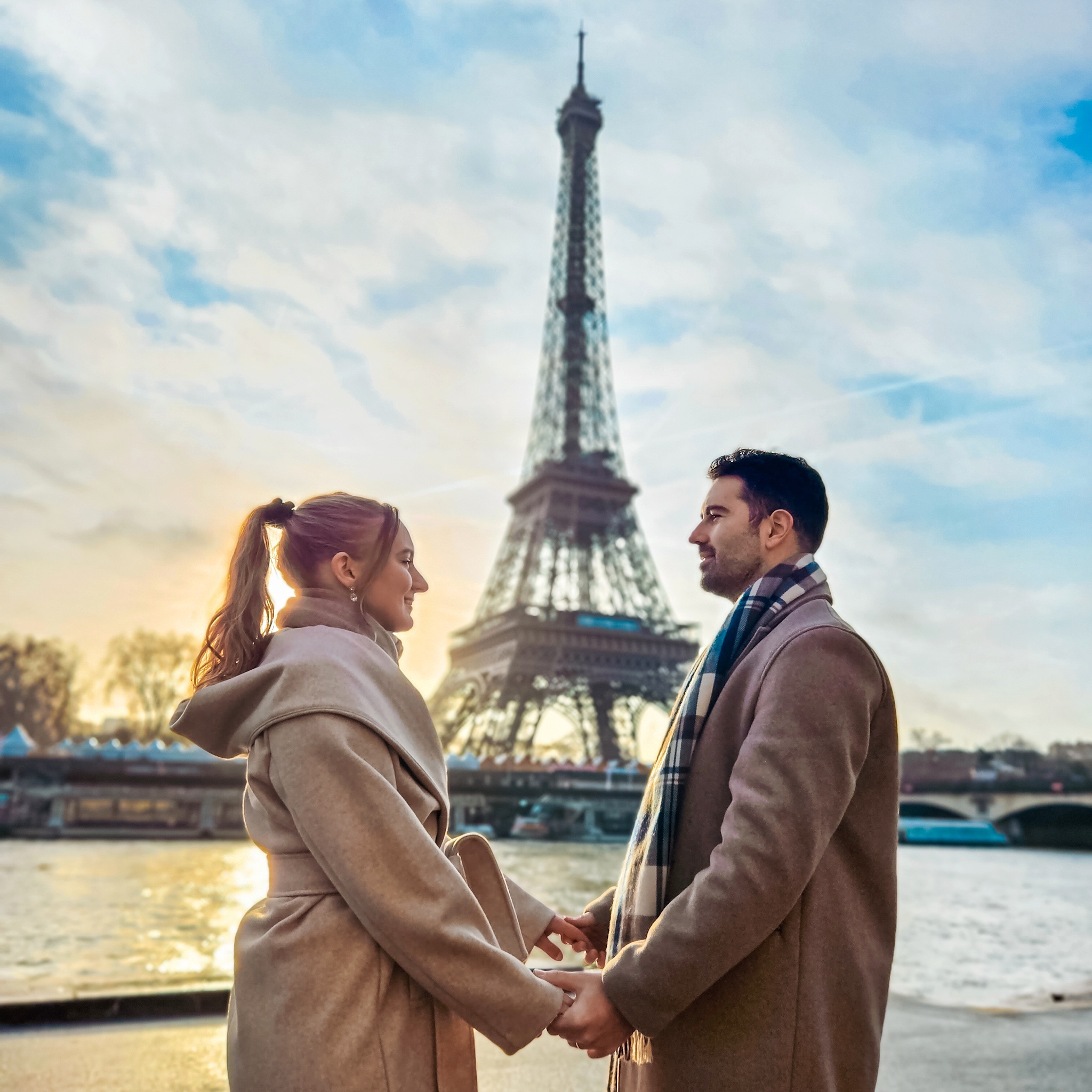 Romantic Getaway - Things to do for Couples in Paris - Eiffel Tower