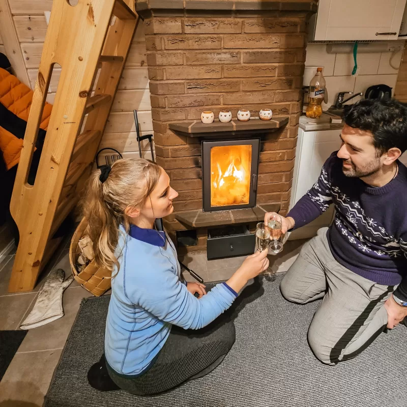 Best Accommodation in Finnish Lapland for Couples - Kenttaniemi Cottages
